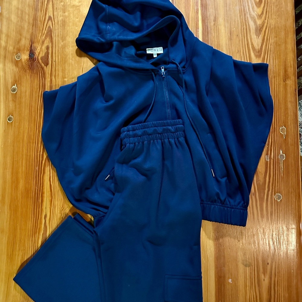 The Greii 2 piece lounge set